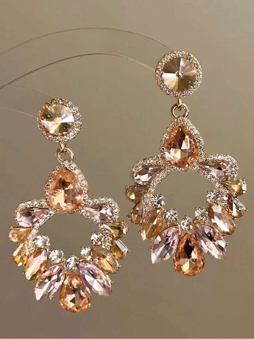 Elegant Champagne Crystal Rhinestone Drop Earrings NEW 🏷️